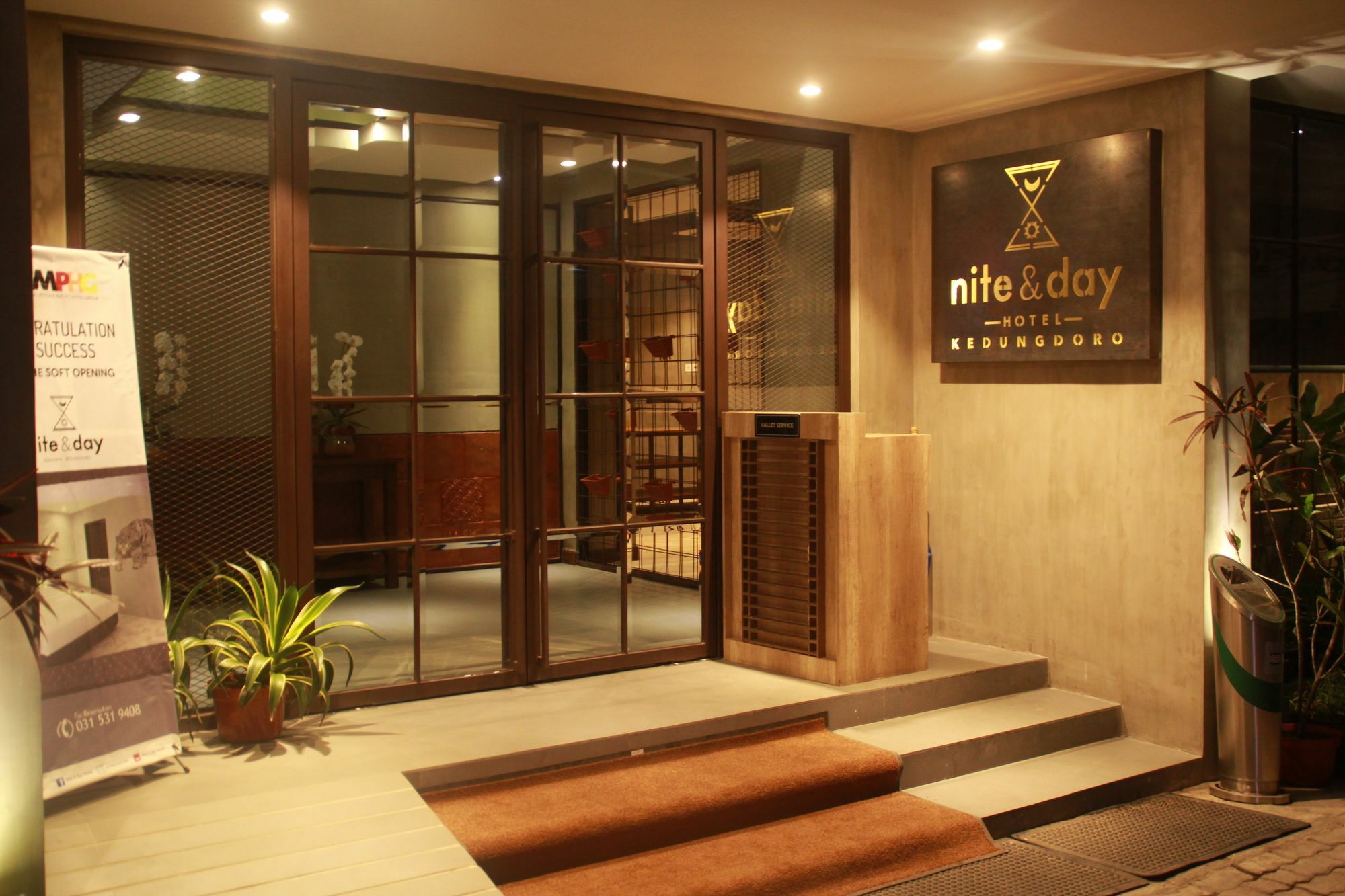 Nite & Day Surabaya - Kedungdoro Hotel Luaran gambar