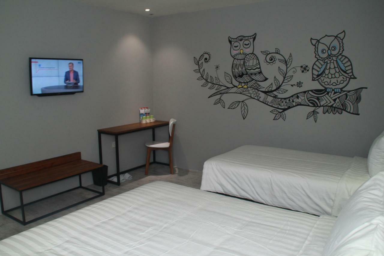 Nite & Day Surabaya - Kedungdoro Hotel Luaran gambar
